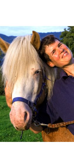 Andrea Dinter und ihr Pferd